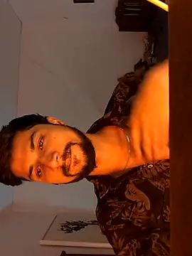 Snapshot of _IRRESISTIBLE_ chatting on May 18, 7:41 pm IRRESISTIBLE online show from May 18, 7:41 pm