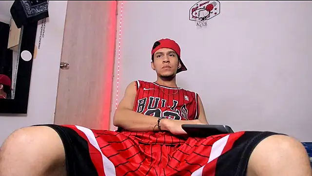 Samuel Suarez online show from February 6, 7:23 am