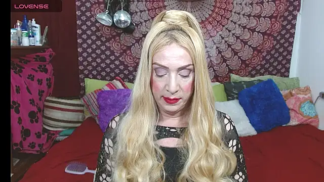 elena evans online show from January 5, 5:49 pm