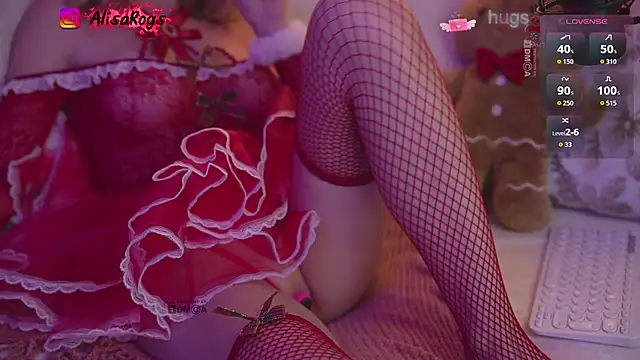 Snapshot of AlisaRogs chatting on December 18, 10:05 pm AlisaRogs online show from December 18, 10:05 pm