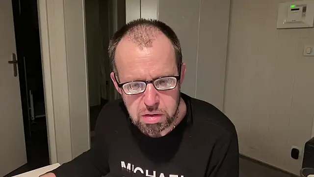 FABIOGLASSES online show from May 7, 11:43 pm
