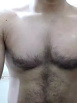 Snapshot of sukku3 chatting on February 2, 5:32 am sukku3 online show from February 2, 5:32 am