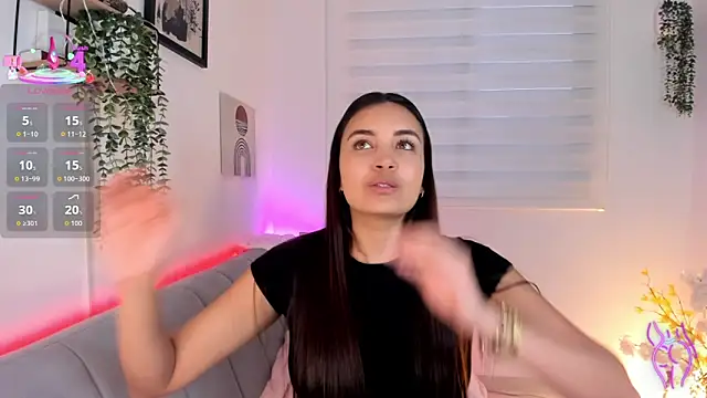 aisha es online show from February 25, 11:03 pm