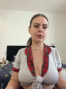 Snapshot of Stoned-baby69 chatting on June 2, 2:30 pm Stoned-baby69 online show from June 2, 2:30 pm