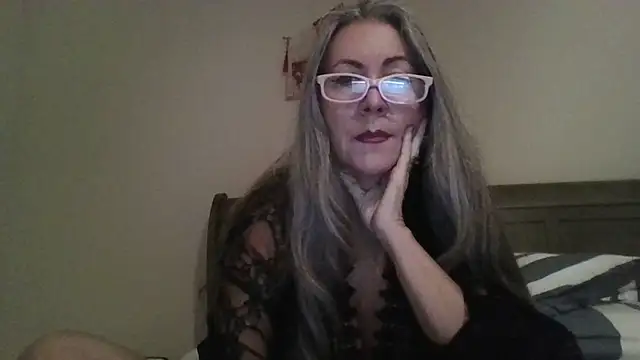 Snapshot of EvaRobinson chatting on December 20, 3:58 am EvaRobinson online show from December 20, 3:58 am