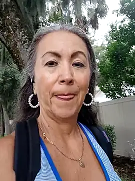 Snapshot of EvaRobinson chatting on October 10, 3:33 pm EvaRobinson online show from October 10, 3:33 pm