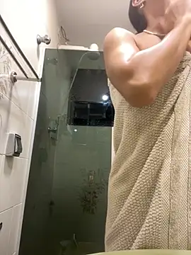 melaniepatterson online show from March 24, 11:54 pm