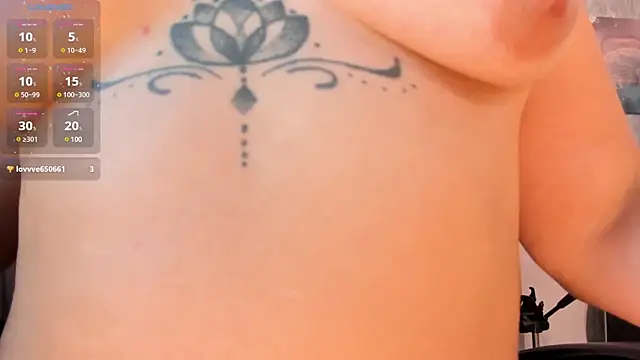 Snapshot of MelanieHudson_ chatting on March 5, 4:56 am MelanieHudson  online show from March 5, 4:56 am