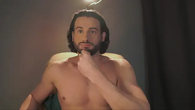 Keen   Luckystrike online show from January 17, 8:30 am