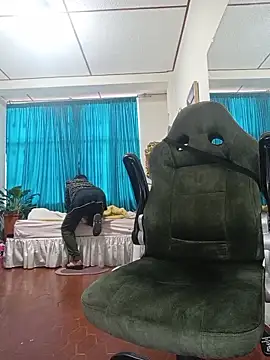 kelly dirty  online show from December 22, 12:35 pm