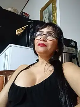 Snapshot of kelly_dirty_ chatting on July 14, 2:05 am kelly dirty online show from July 14, 2:05 am