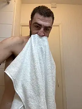 ThatGuyNextDoor1992 online show from November 16, 6:19 am