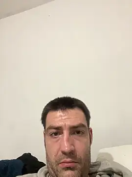 ThatGuyNextDoor1992 online show from February 7, 8:29 am