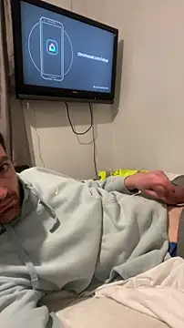 ThatGuyNextDoor1992 online show from February 14, 8:33 am