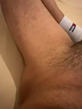 gokhanbey34 online show from April 15, 10:32 pm