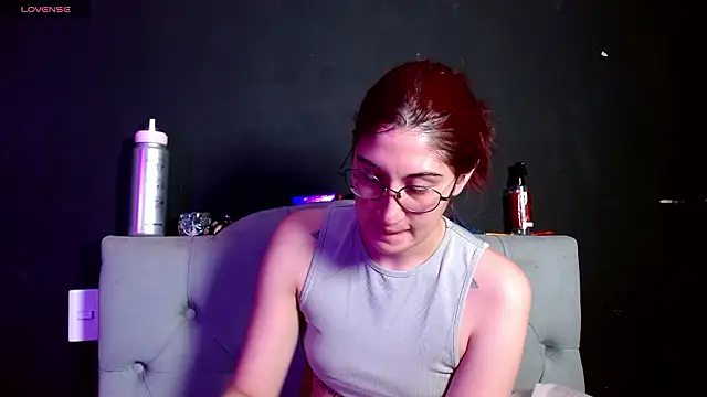 Red-moon1 online show from January 16, 6:50 am