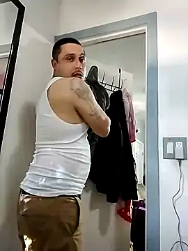 thickcocklatino online show from January 16, 7:41 pm