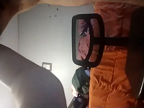 thickcocklatino online show from February 27, 7:58 pm