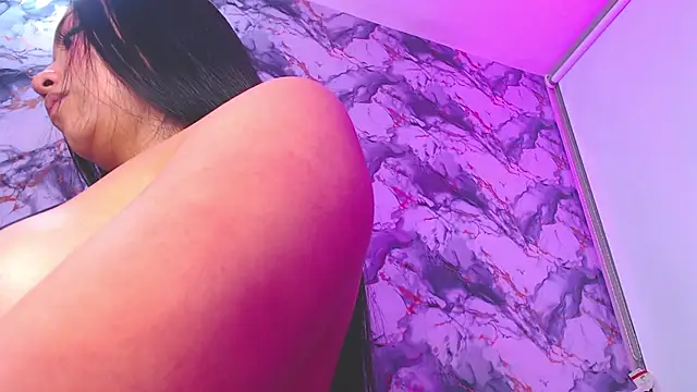 Snapshot of sweeet_amy chatting on July 23, 7:45 pm sweeet amy online show from July 23, 7:45 pm