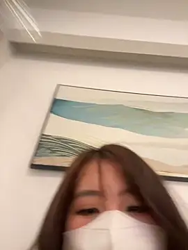 Snapshot of Onee-Chew chatting on May 6, 11:37 am Onee-Chew online show from May 6, 11:37 am