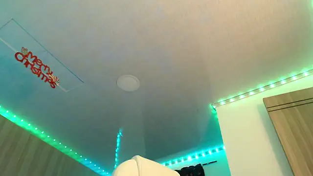 Selene93 online show from December 20, 11:05 pm