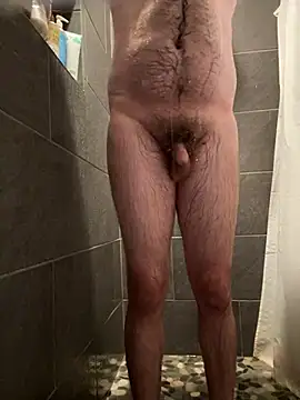 Snapshot of Lewdguy14 chatting on August 4, 11:18 pm Lewdguy14 online show from August 4, 11:18 pm