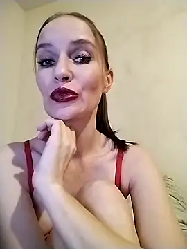 Snapshot of AimeeFair chatting on February 10, 6:45 pm AimeeFair online show from February 10, 6:45 pm