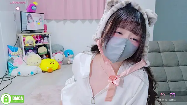 -M Hinano  online show from April 3, 2:04 pm