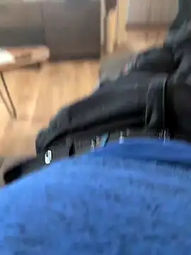 Snapshot of Andy7430 chatting on March 14, 12:40 pm Andy7430 online show from March 14, 12:40 pm