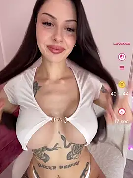 Sassy-Susie online show from May 11, 1:17 pm