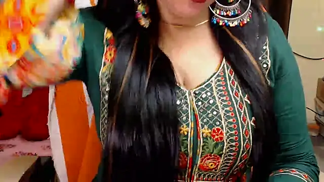 Naughty Kashish online show from September 18, 9:00 am