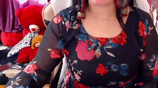 Naughty Kashish online show from February 19, 5:36 am