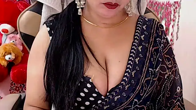 Snapshot of Naughty_Kashish chatting on May 14, 7:04 am Naughty Kashish online show from May 14, 7:04 am