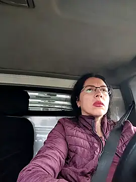 SquirtyMellissaLabia online show from March 24, 7:35 am