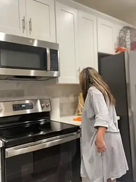 Snapshot of AriannaPena chatting on February 17, 9:03 am AriannaPena online show from February 17, 9:03 am