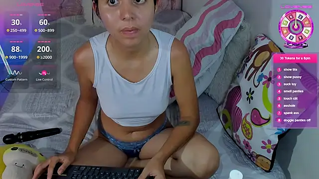 amy petite online show from June 4, 1:11 am