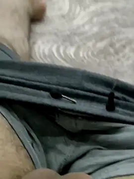 Snapshot of Siyahinci72 chatting on September 29, 6:13 pm Siyahinci72 online show from September 29, 6:13 pm