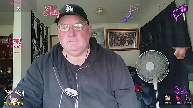 Snapshot of HOTANAL chatting on July 24, 1:47 am HOTANAL online show from July 24, 1:47 am