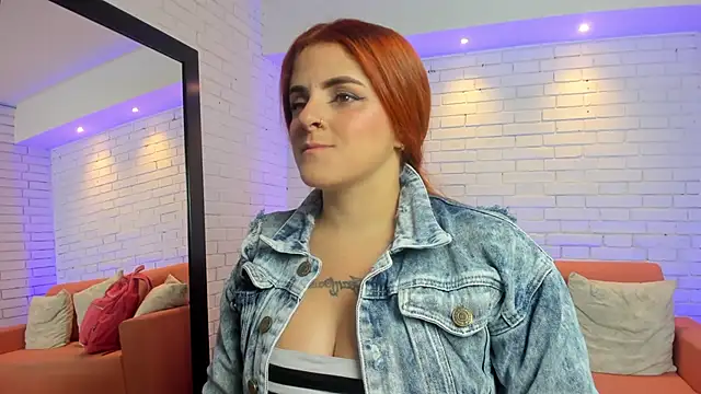 kimbrownn online show from December 21, 11:50 am