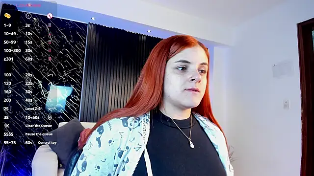 kimbrownn online show from April 8, 11:43 am