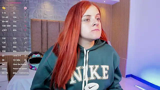 kimbrownn online show from April 9, 11:15 am