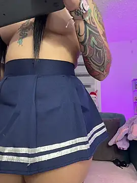 Snapshot of sophie_cute66 chatting on April 10, 6:29 am sophie cute66 online show from April 10, 6:29 am