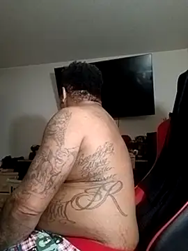 Snapshot of yellowwetfox chatting on December 8, 3:00 am yellowwetfox online show from December 8, 3:00 am