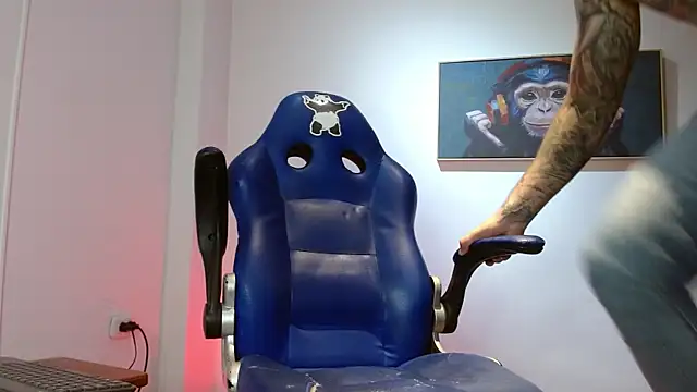 Joeysexx2 online show from December 20, 4:30 am