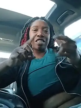 markquanna online show from November 10, 6:40 pm