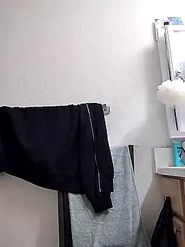 markquanna online show from January 18, 3:16 pm