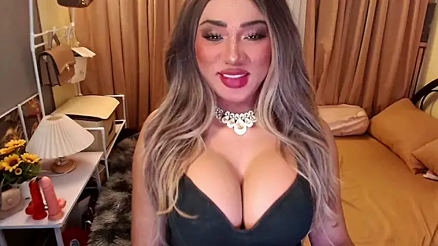 sexcindy online show from April 12, 6:46 pm