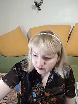 stefanyharper16 online show from March 8, 12:42 pm