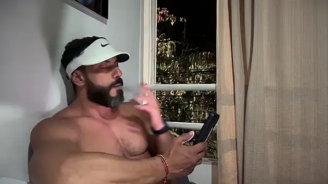 romeolovedark online show from January 16, 5:00 am