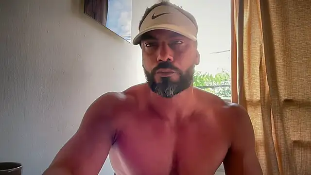 romeolovedark online show from March 11, 2:56 pm